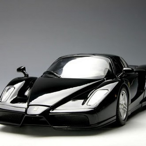 Meet your Posher, Graham - Picture 1 of 1